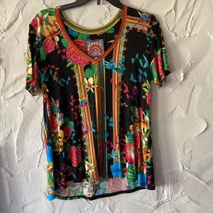 Johnny Was NWT Colorful Tropical Resort Top!!